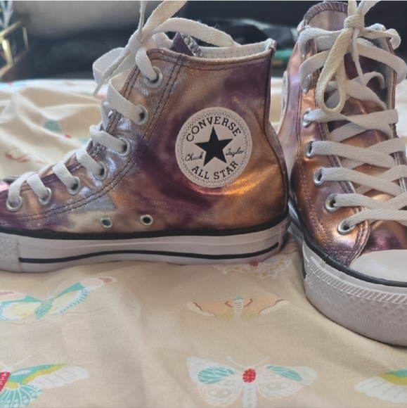 Metallic High-Top Sneakers - Picture 1 of 4
